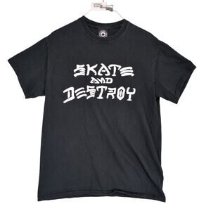 Vtg Y2K Thrasher Skate And Destroy Men's M Black Graphic T-Shirt, Skater Grunge